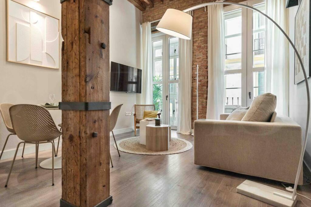 Eclectic & Elegant Apartment By Rems Málaga Exterior foto